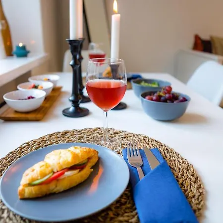 Appartement Kotoisa & Tyylikaes Keskusta-asunto Neljaelle! Tampere